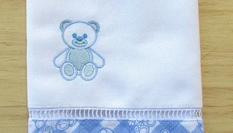 Toalha de Boca Bordada e Personalizada