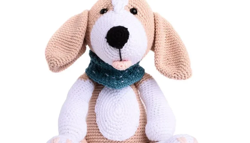 Cachorro Beagle em Amigurumi
