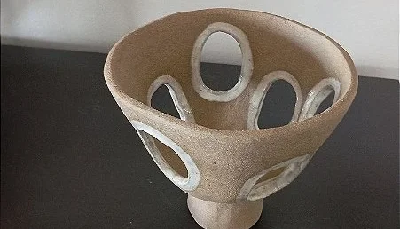Centro de Mesa Taça em Cerâmica Natural