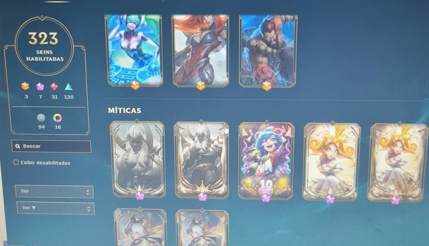 vendo conta League of Legends 323 skin