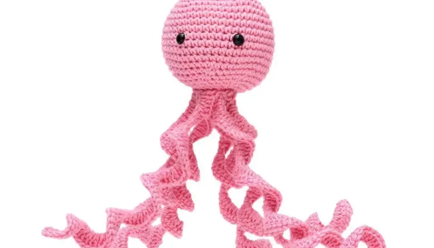 Polvo Newborn Pink Amigurumi