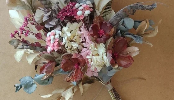 Buque de Flores desidratadas (50cm)
