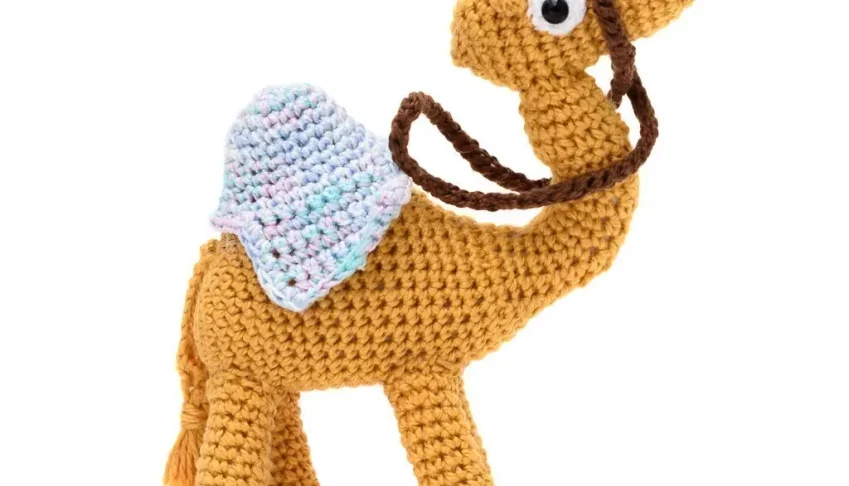 Camelo em amigurumi