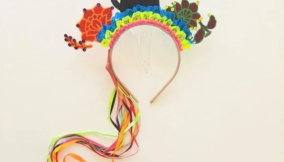 Tiara Gato Preto