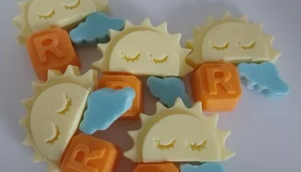 Sabonete Raio de Sol com Nuvem e Inicial