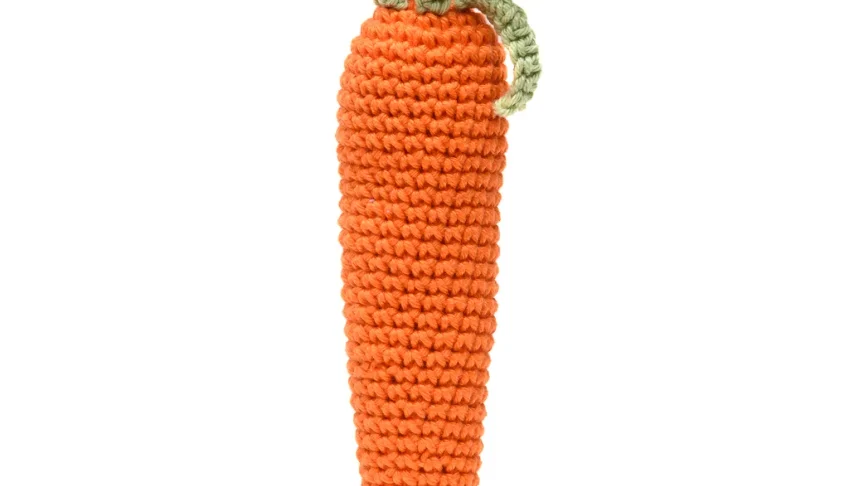 Cenoura grande em amigurumi