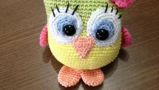 Amigurumi corujinha