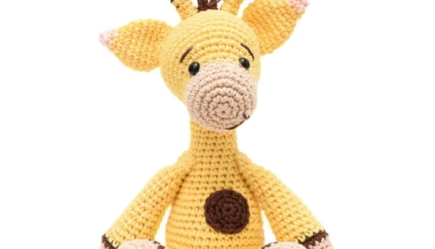 Amigurumi Girafinha Clássica Quarto de Bebê