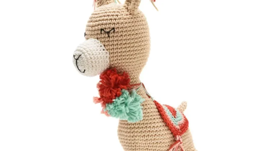 Lhama em amigurumi