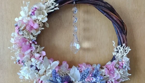Guirlanda com Hortensias e Lavanda (Diâmetro: 27cm)