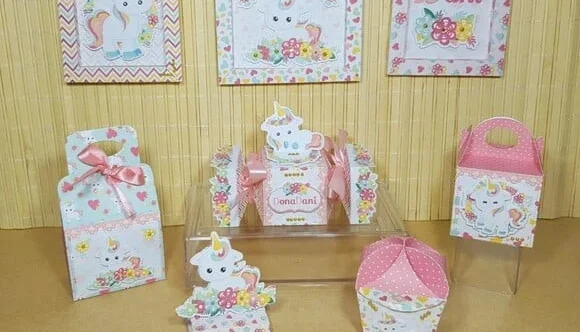 Kit Unicórnio com 50 Peças Montadas e Laços