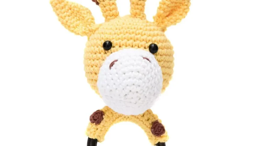 Chocalho Girafa Grande em Amigurumi