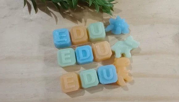 Sabonete Nome 3 Letras e Dino