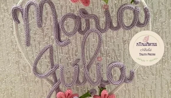 Coração com Nome Composto Personalizado em Tricotin