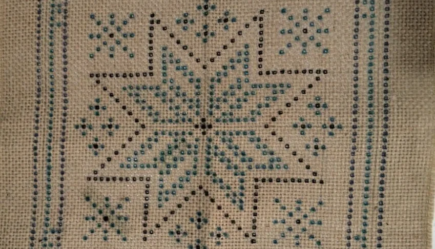 Tela para bordar em juta TJ-88 - 42 x 42 cm