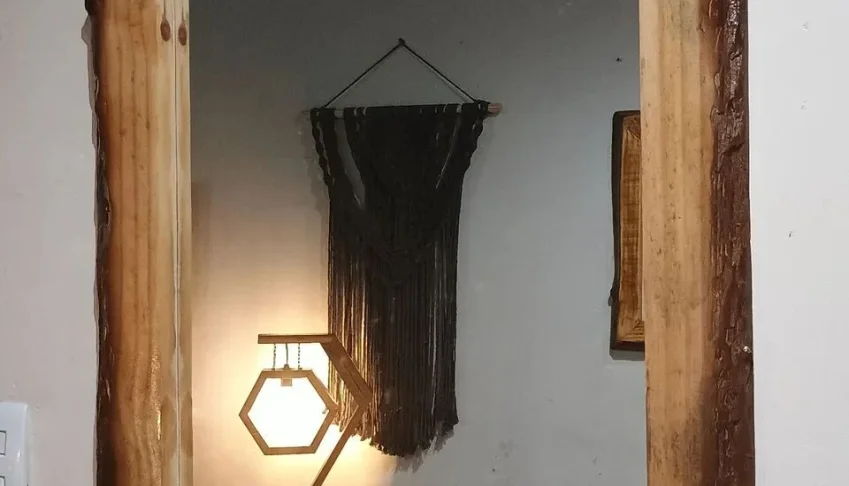 Espelho Decorativo com Moldura Artesanal
