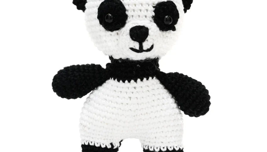 Panda Médio em Amigurumi