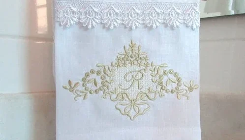 Toalha de Lavabo Luxo com Linho e Guipir