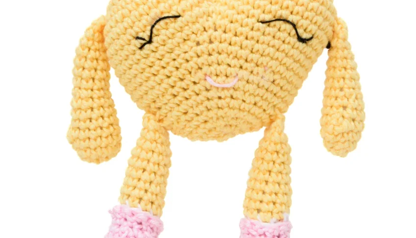 Coração com Flor em Crochê Amigurumi
