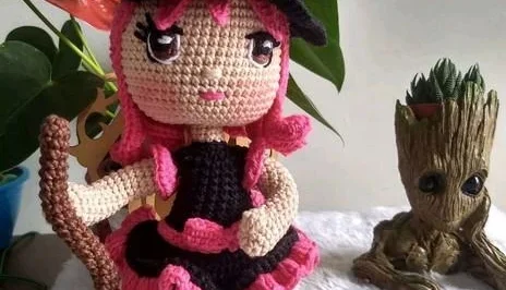Boneca Bruxa Ellis