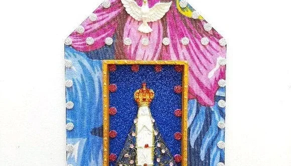 Capelinha de Madeira e Chita "N. S. Aparecida"