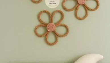 Kit 03 Unidades Flor Decorativa de Parede em Tricotin