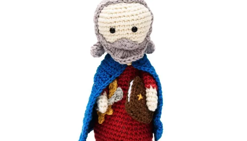 São Pedro em amigurumi