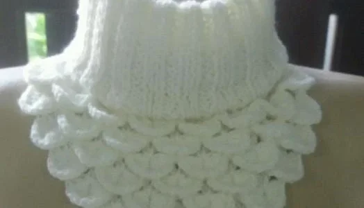 Gola em tricô e croche