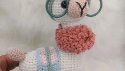 Amigurumi Lhama em Crochê