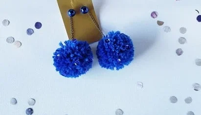 Brinco Festa Pompom
