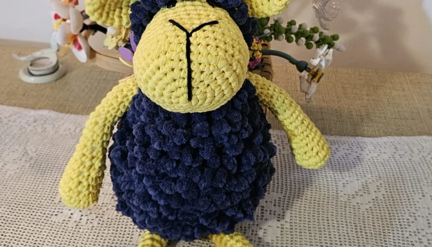 Carneirinho Algodão, feito a mão, crochet