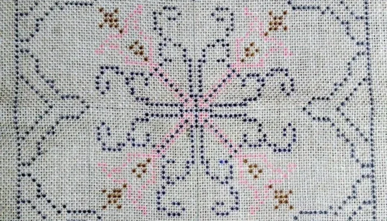 Tela para bordar em juta TJ-104 - 60 x 55 cm