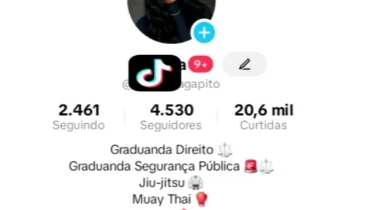 Conta Tik Tok 4,530 Seguidores Com Shoope