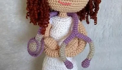 Amigurumi Profissões - Veterinária