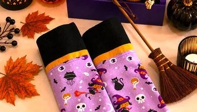 Pano de Prato Halloween barrado roxo