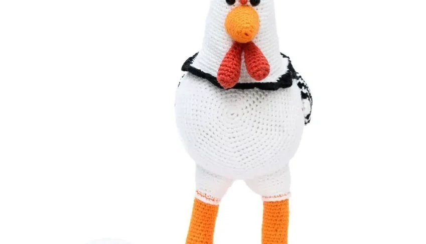 Galinha com Ovos Decorativos em Amigurumi