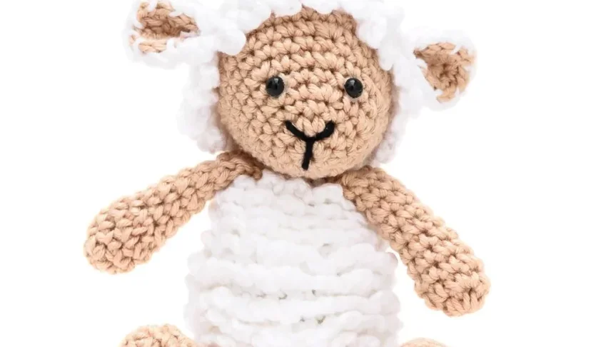 Mini Ovelha Amigurumi