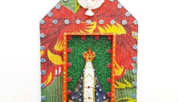 Capelinha de Madeira e Chita "N. S. Aparecida"