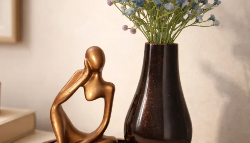 Escultura Contemplação com vaso e bandeja em gesso