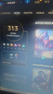 Conta no League of Legends RARA de 2012 com 312 skins