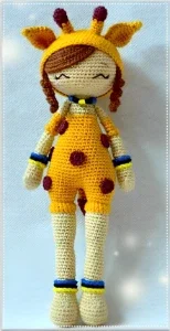 Receita em PDF - Boneca Girafinha Amigurumi