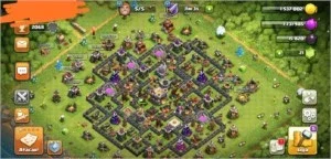 Clash of clans vc 11 porém não muito upado.