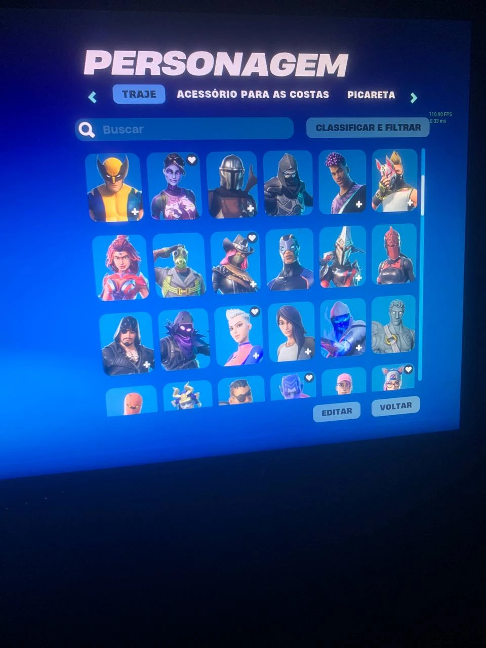 Fortnite > Vendo conta fortnite 157 skin, 120 picaretas.