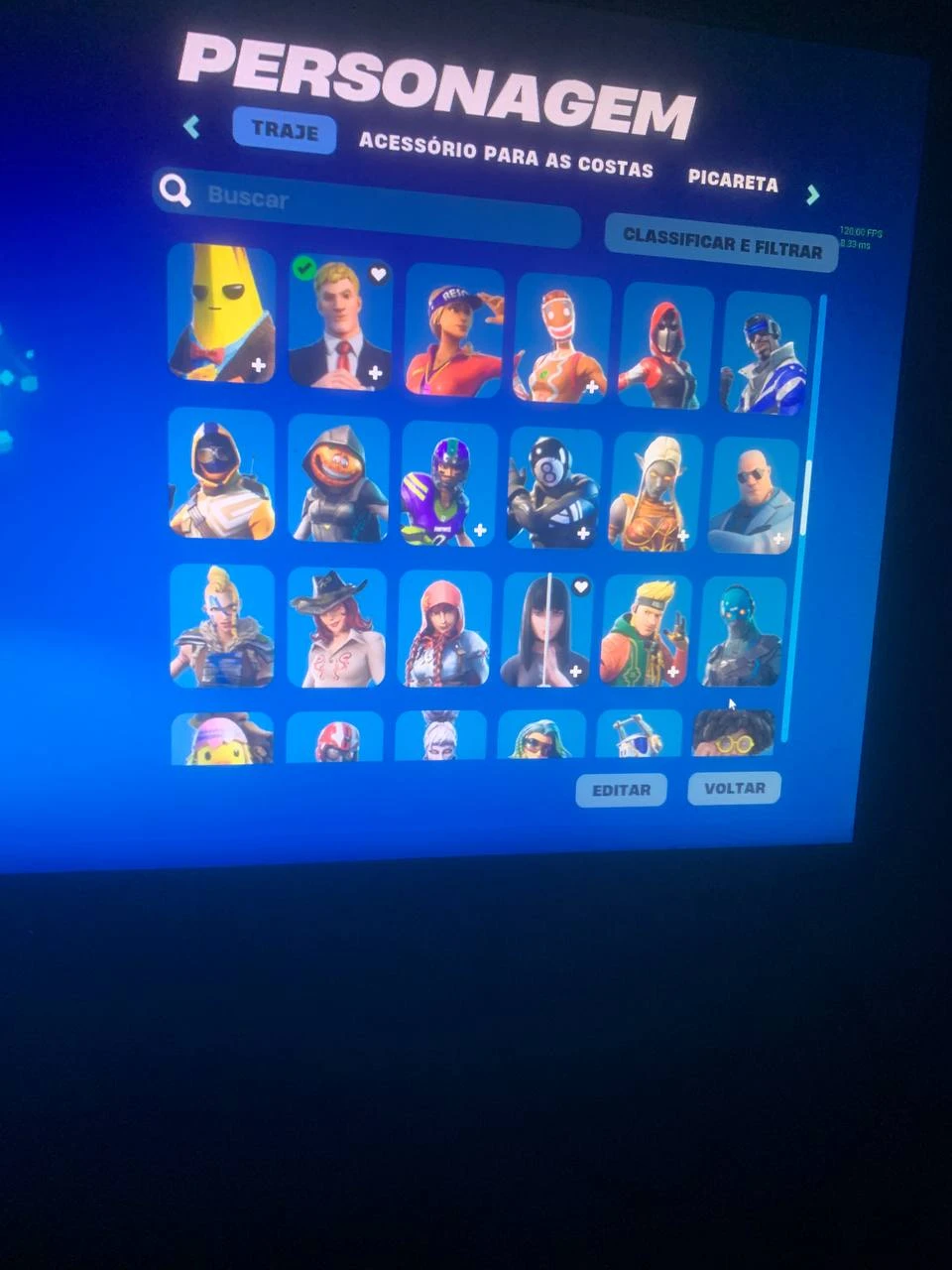 Fortnite > Vendo conta fortnite 157 skin, 120 picaretas.