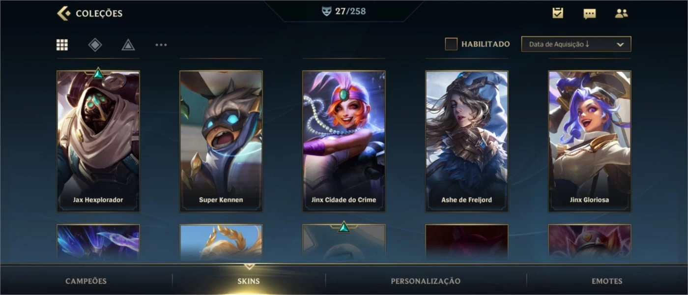 CONTA PLATINA IV COM 79% DE W.R + SKINS - League of Legends