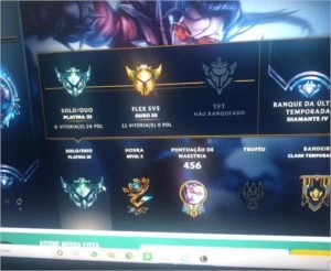 Conta lol platina 3 100+ skins PROMOÇÃO - League of Legends