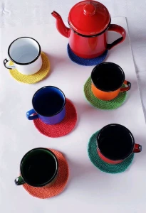 Kit Porta Copos Arco-íris em Crochê (12 Un.) - Artesanato e Personalizados