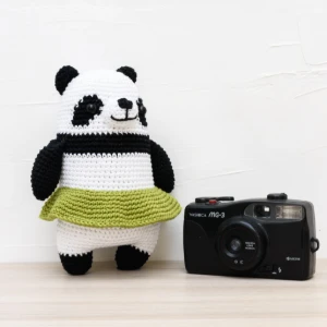Panda de Saia em Amigurumi - Artesanato e Personalizados