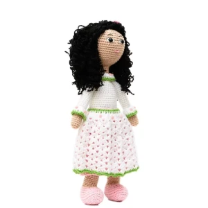 Boneca Prenda em amigurumi - Artesanato e Personalizados