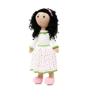 Boneca Prenda em amigurumi - Artesanato e Personalizados